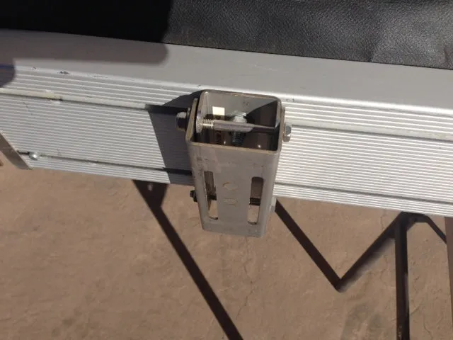 EEZI-AWN | Bat 270 Awning