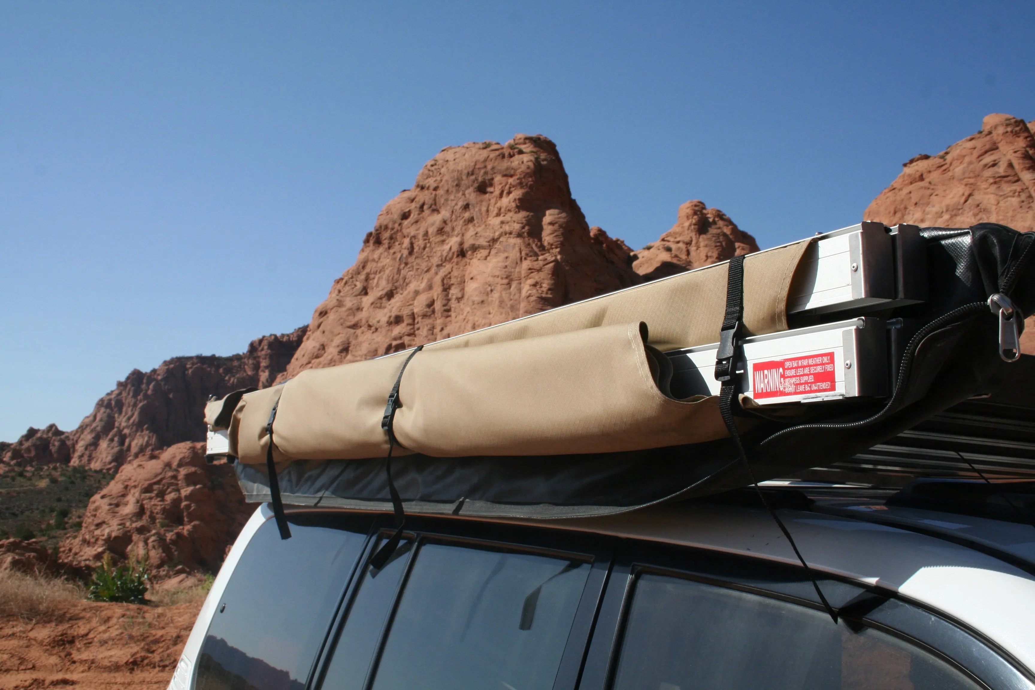 EEZI-AWN | Bat 270 Awning
