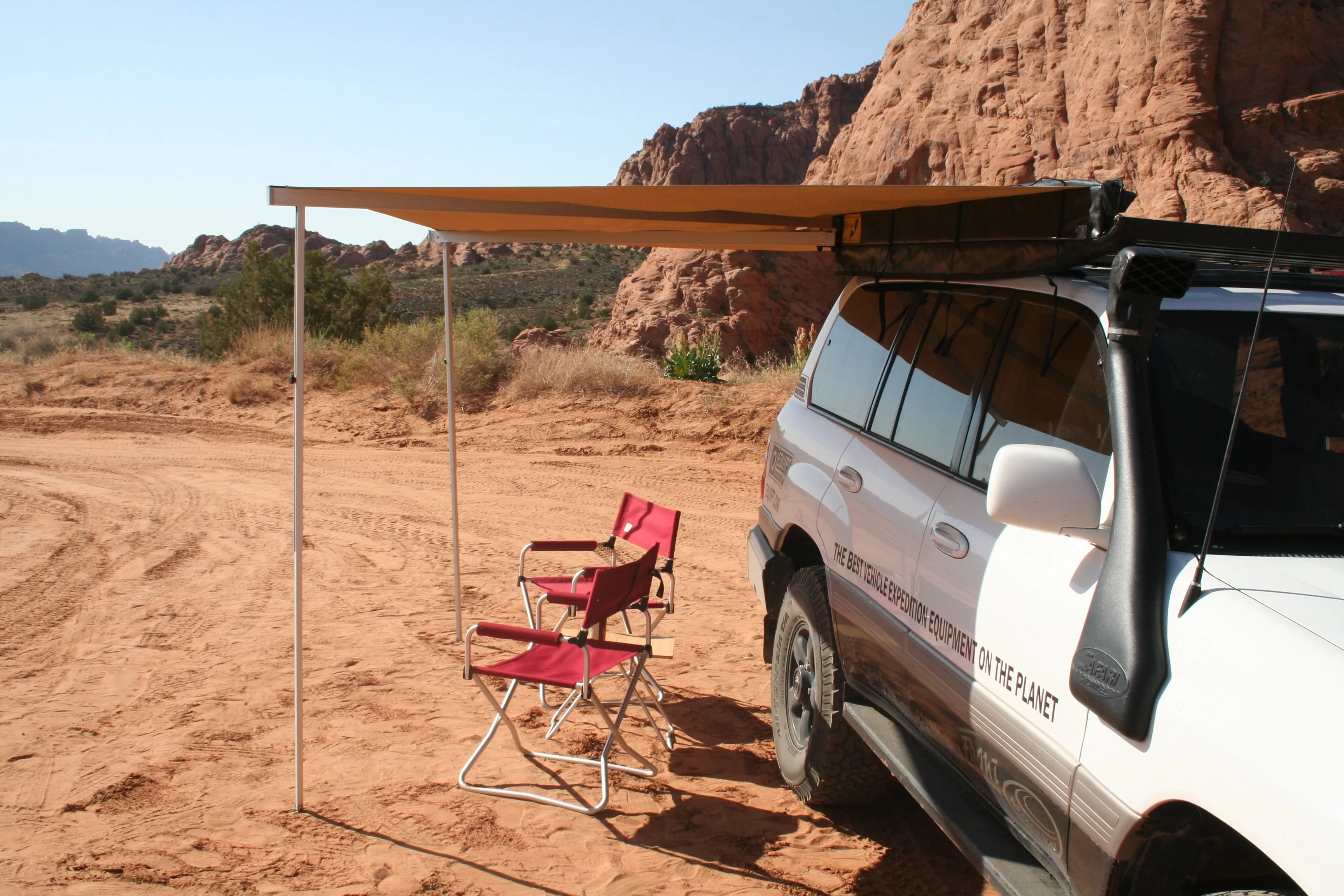 EEZI-AWN | Bat 270 Awning