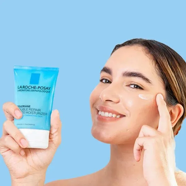 LA ROCHE POSAY Double Repair Matte Moisturizer For Oil, Combination Skin