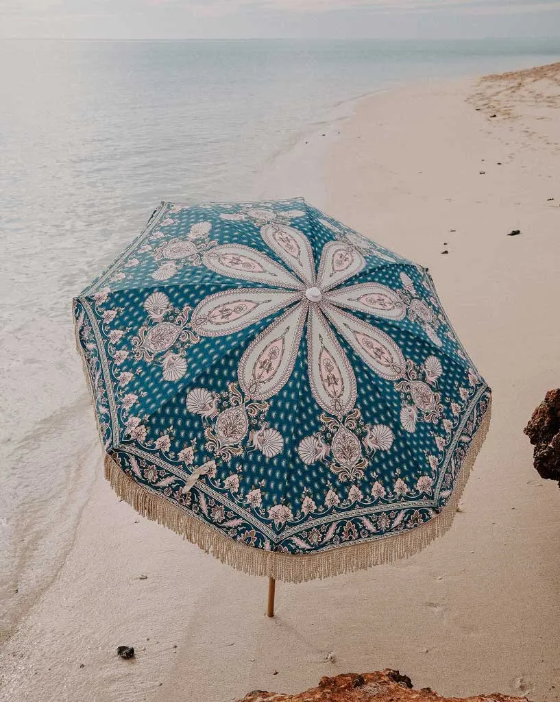 Lady Umbrella