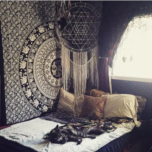 Roundie Mandala Beach Throw Scarf Wrap Bohemian Wall Tapestry Bedspread Purple Pink Gypsy Yoga Mat
